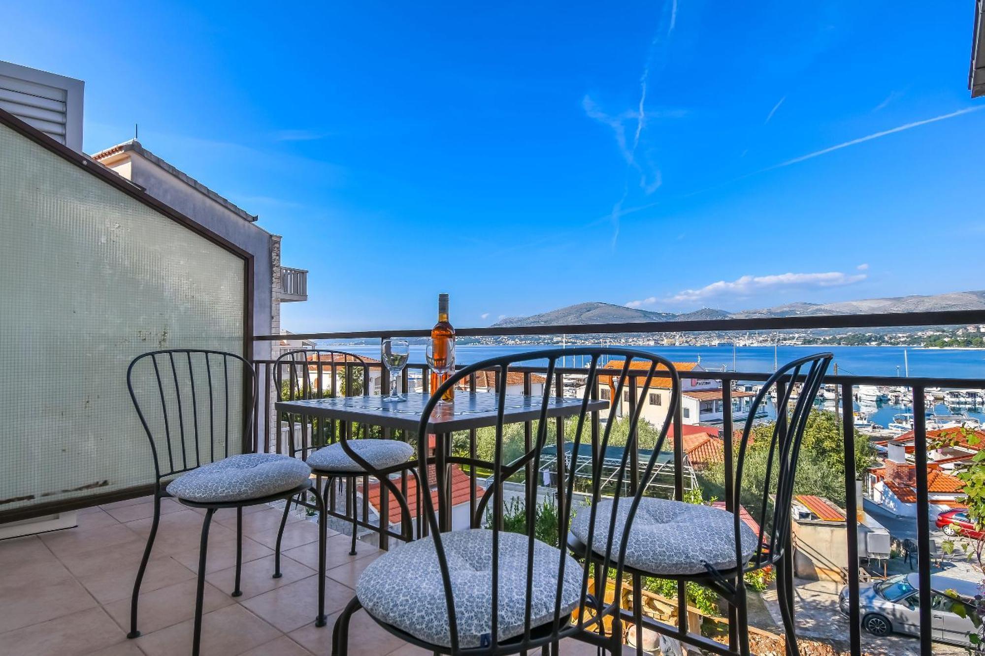 Apartment Mara Trogir Exterior foto