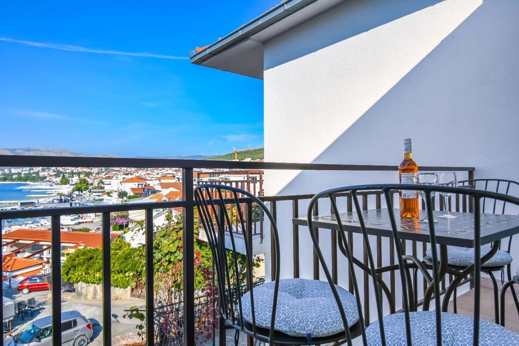 Apartment Mara Trogir Exterior foto