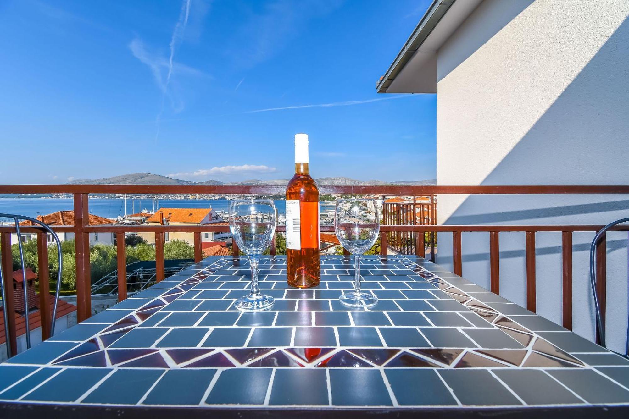 Apartment Mara Trogir Exterior foto